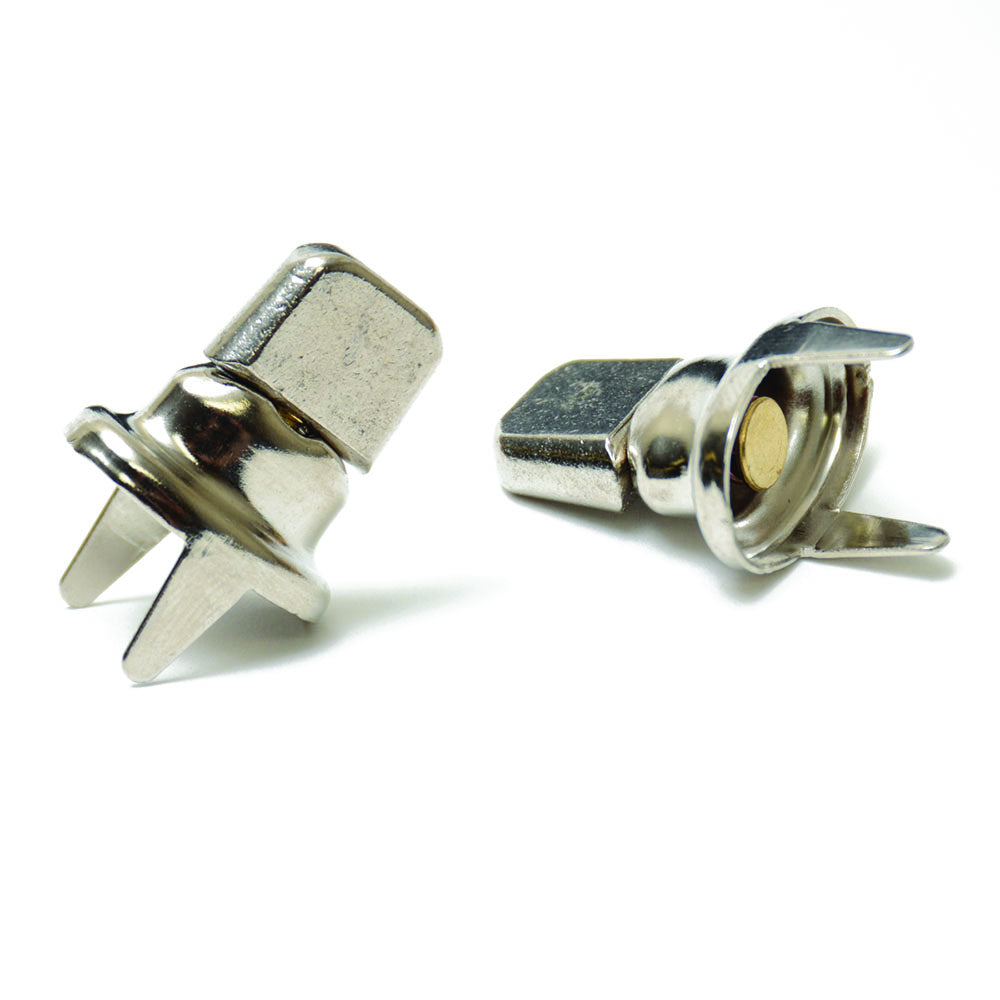 Dot Common Sense Prong Stud